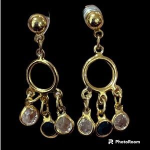 💥💛 14 Karat Gold Earrings w 3 jeweled dangles. Unique, Danty and Stunning💫 NWOT